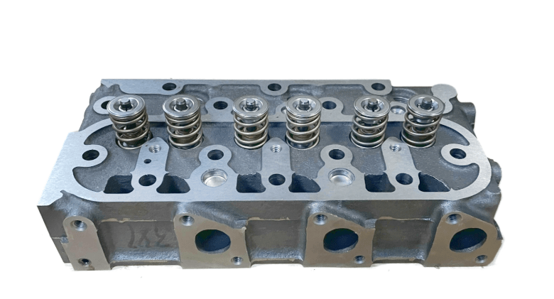 Chiulasă (completă) Injecție indirectă Kubota D1105