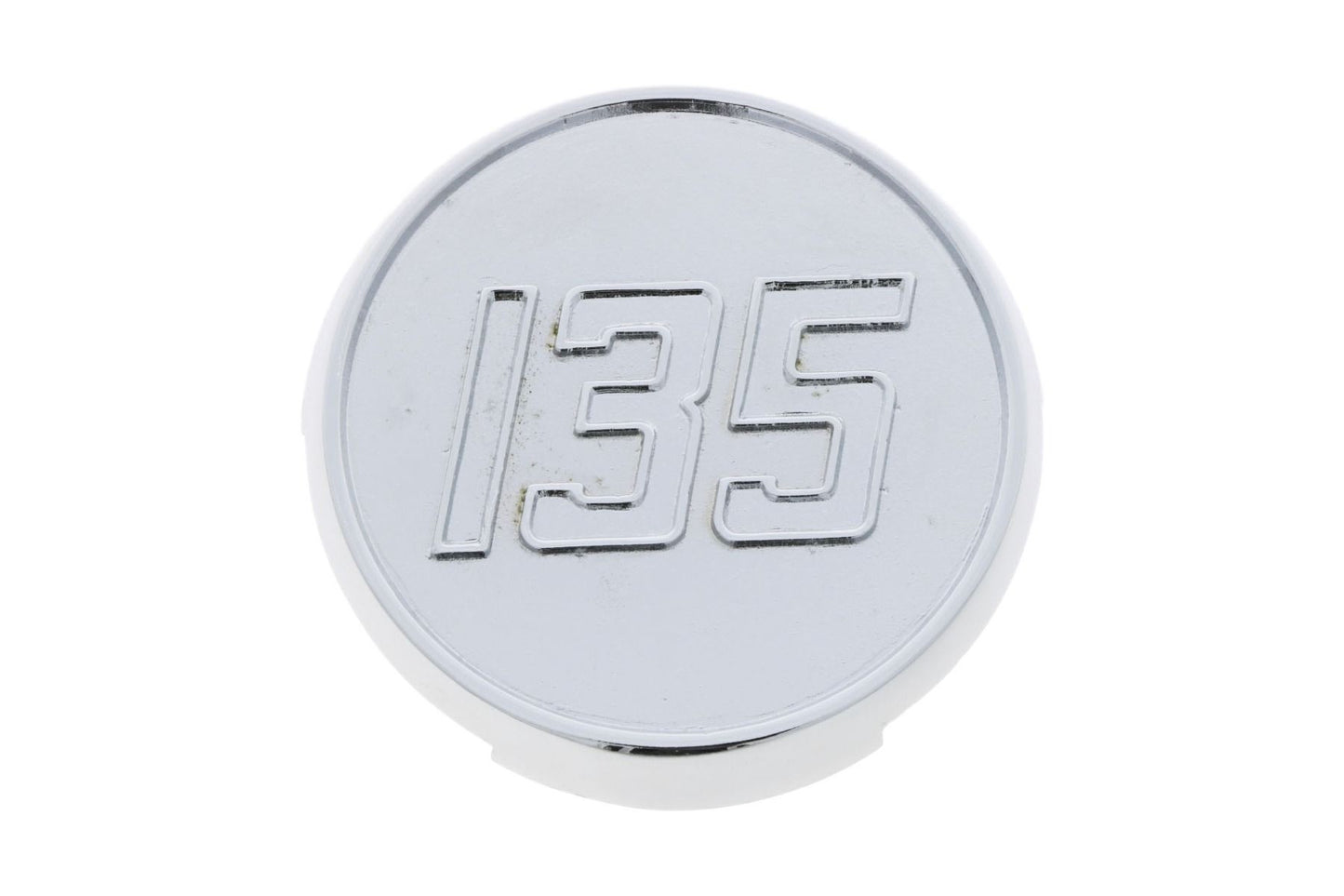 Insignă Massey Ferguson MF135