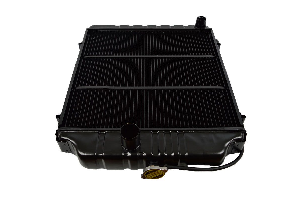 Radiator Massey Ferguson 298, 365, 375, 383, 390, 390T, 393, 398, 399, 675, 690,