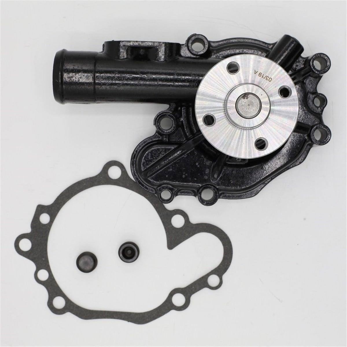 Pompa de circulare: YANMAR / 4TNV94 / 4TNV98 / 4TNE94 / 4TNE98 / Nr. referinta: 129900-42001