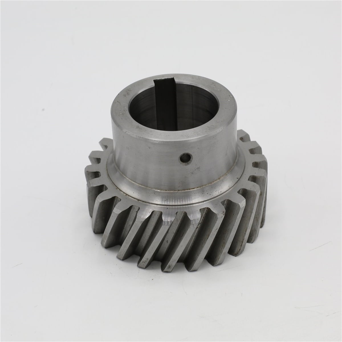 Arbore cotit TRUPĂ: HATZ / E80 / E85 / E89 / Nr. referinta: 030 275 02