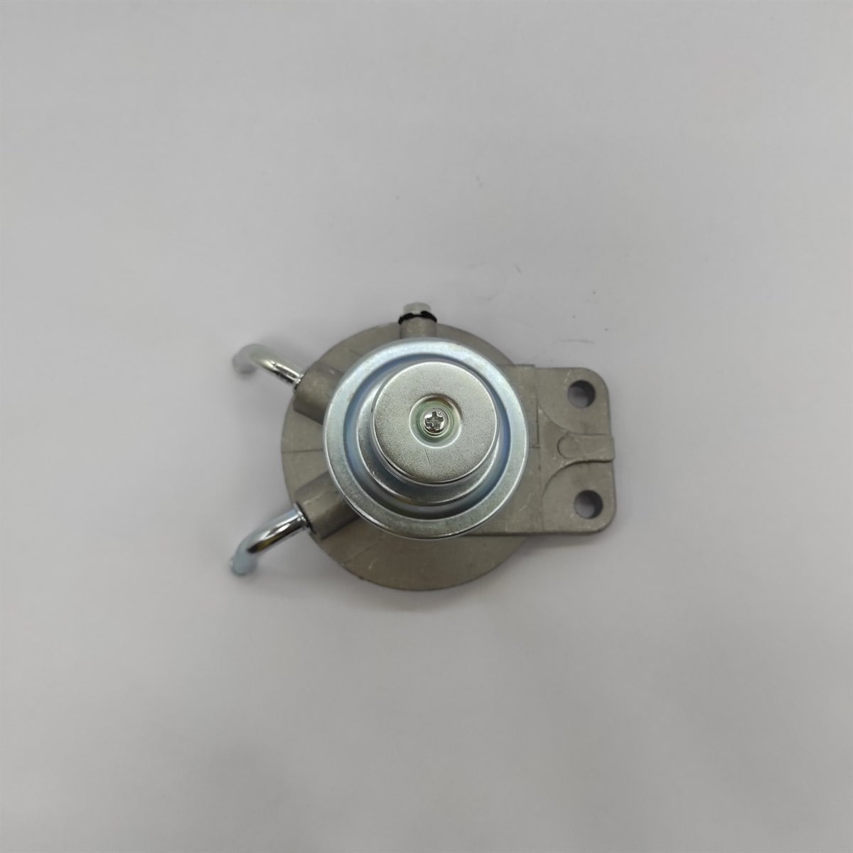 Automat combustibil: YANMAR / 4D94E / 4D94LE / Nr. referinta: 129901-55810
