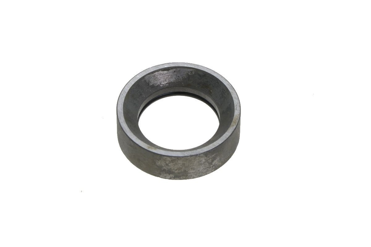 Yanmar Bush collar stub axle / seal 4WD YM1500