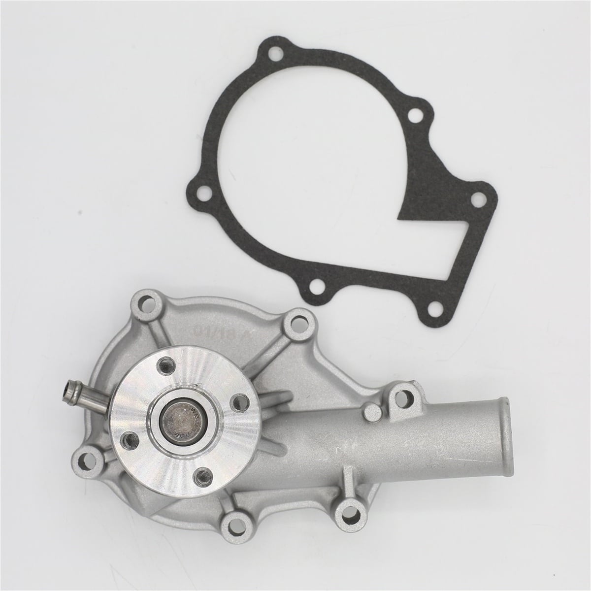 Pompa de circulare (ELICE 68mm): KUBOTA / D905 / D1005 / D1105 / V1205 / V1305 / V1505 / Nr. referinta: 16251-73034