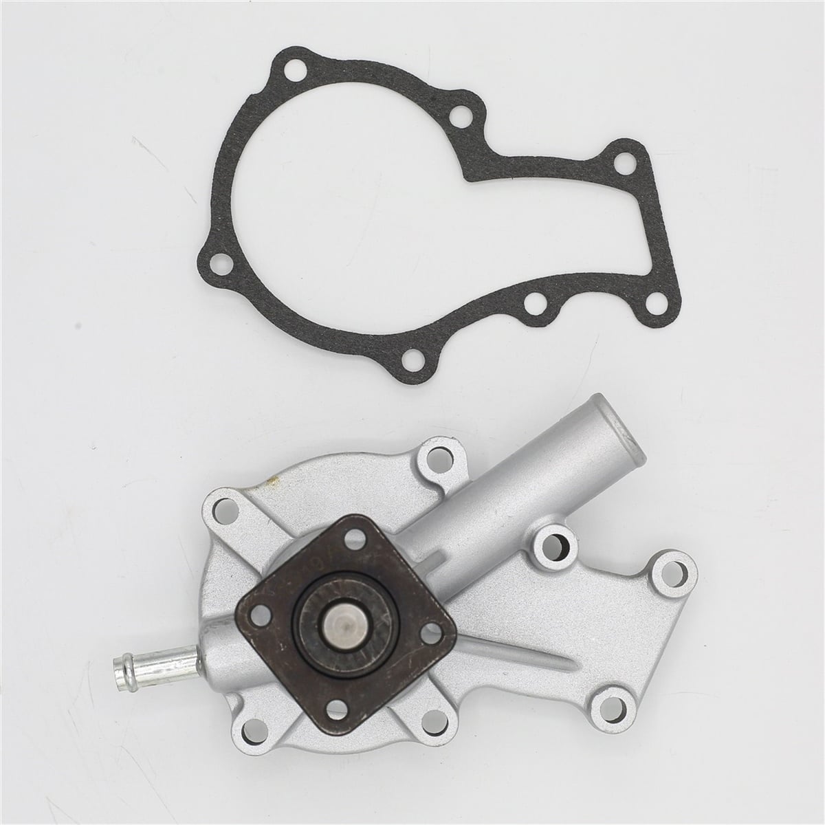 Pompa de circulare (TIP PĂTRAT): KUBOTA / Z482 / D722 / D902