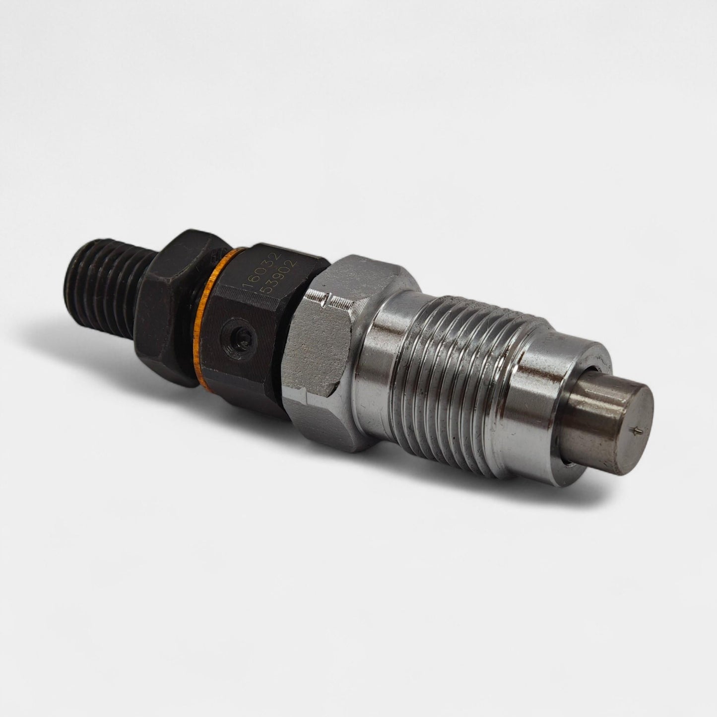Injector: KUBOTA/D905/D1005/D1105/V1205/V1305/V1505/Nr. referinta:16032-53902