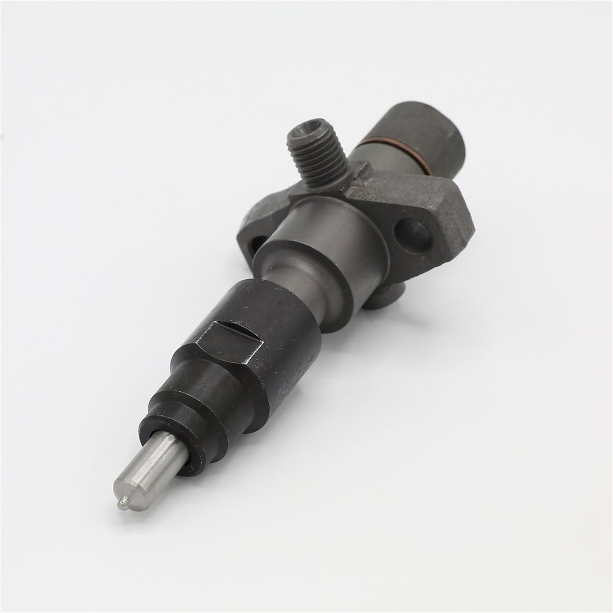 Injector: LOMBARDINI / LDA 450 / 3LD 510 / LDA 80 / Nr. referinta: 6615 027