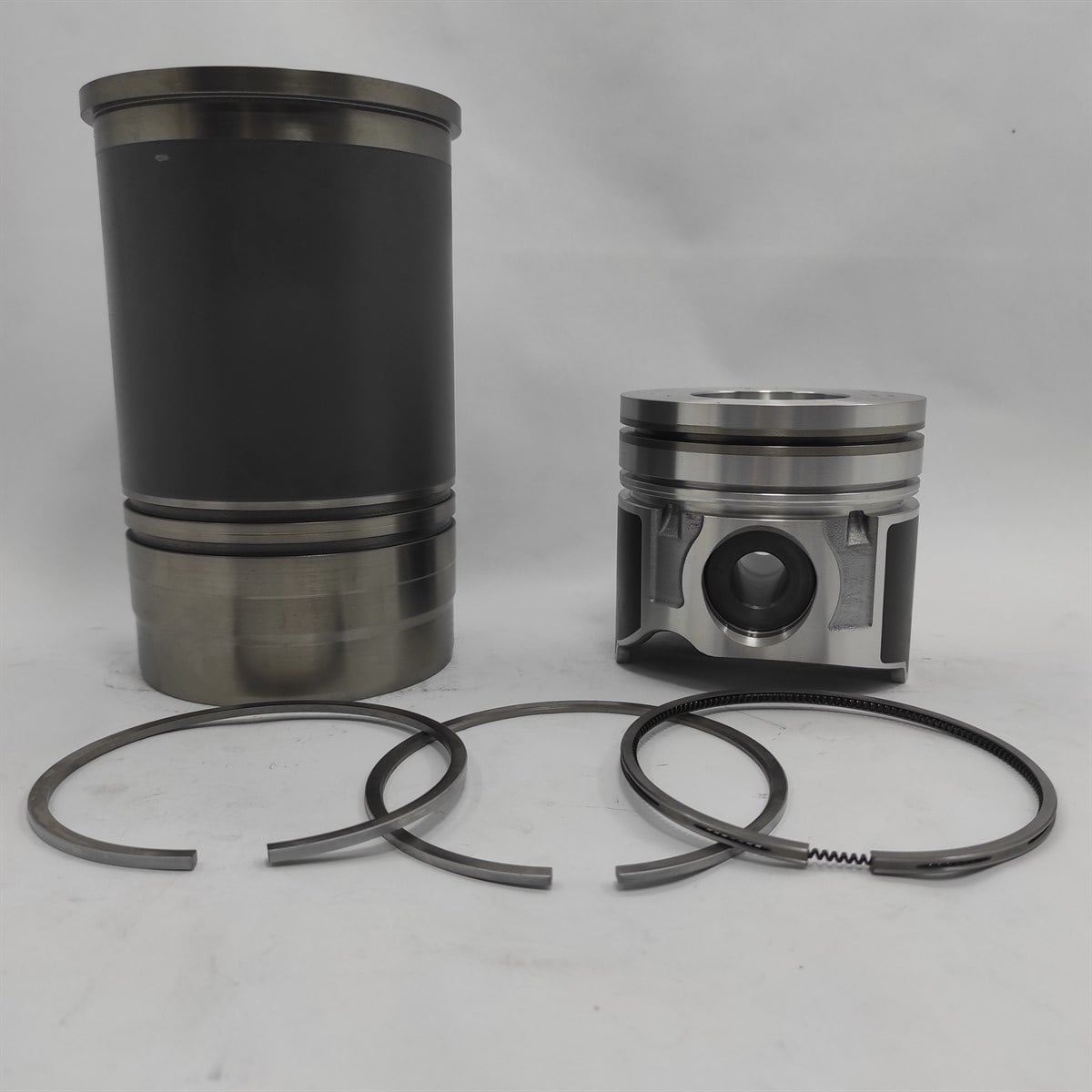 Kit (Piston + Set segmenti + Camasa cilindru - 105.00 mm): SAME / LAMBORGHINI / 1000.4 WTI / 1000.6 WTI