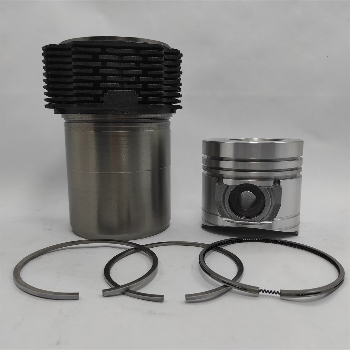 Kit (Piston + Set segmenti + Camasa cilindru - 105,00 mm): SAME / LAMBORGHINI / 1000,3 A / 1000,4 A / 1000,6 A