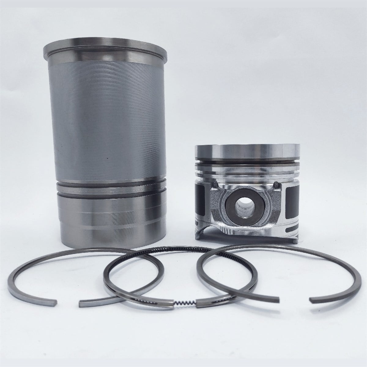 Kit (Piston + Set segmenti + Camasa cilindru - 105.00 mm): SAME / LAMBORGHINI / 1000.4 WT / 1000.6 WT / Nr. referinta: 0.099.0065.A