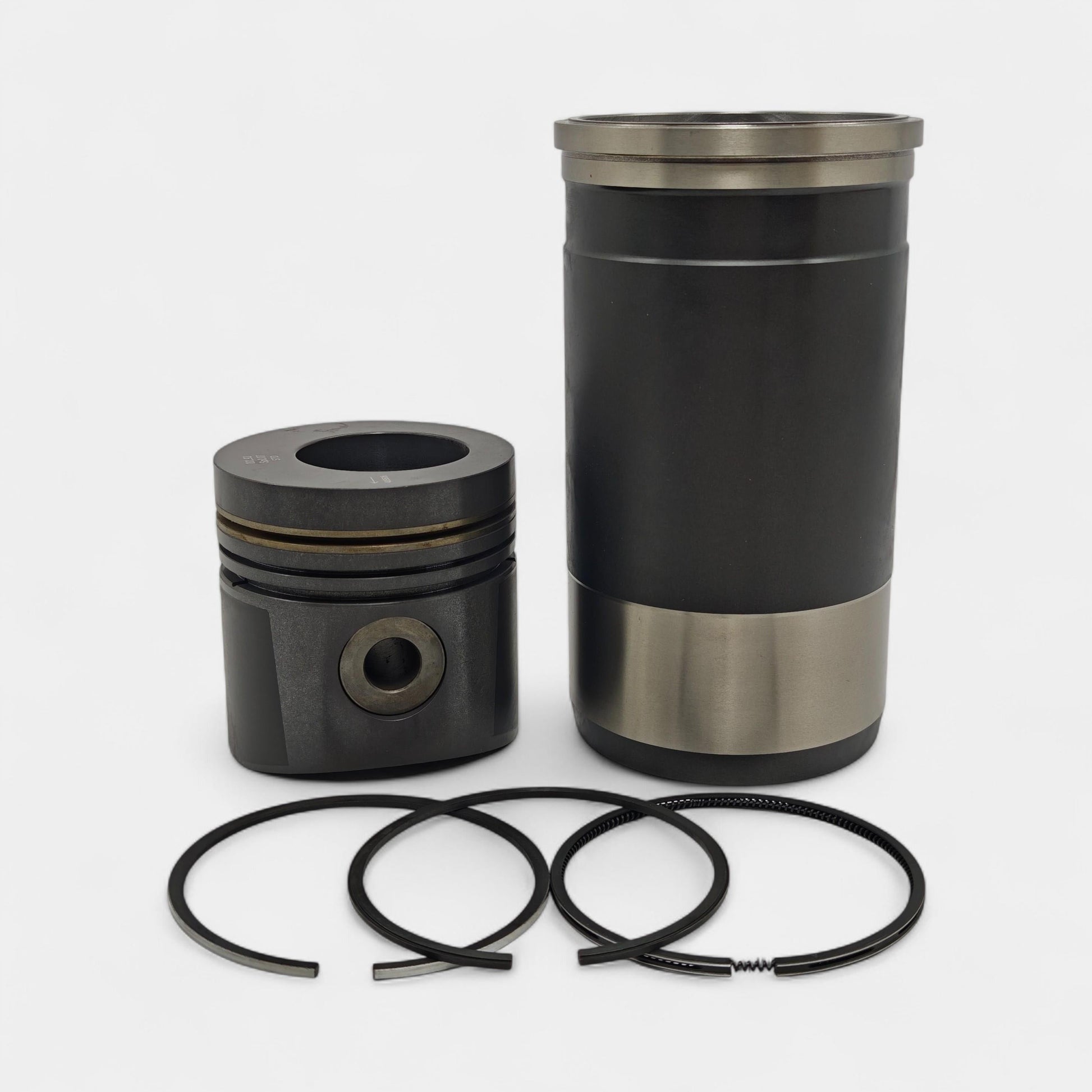 Kit (Piston + Set segmenti + Camasa cilindru -RĂCIT CU APA - Diametru: 102,00 mm) MWM: TD 229