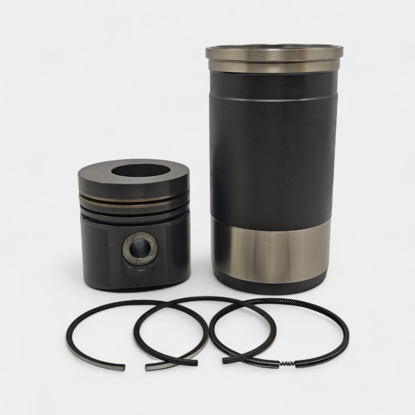 Kit (Piston + Set segmenti + Camasa cilindru -RĂCIT CU APA - Diametru: 102,00 mm) MWM / D 229