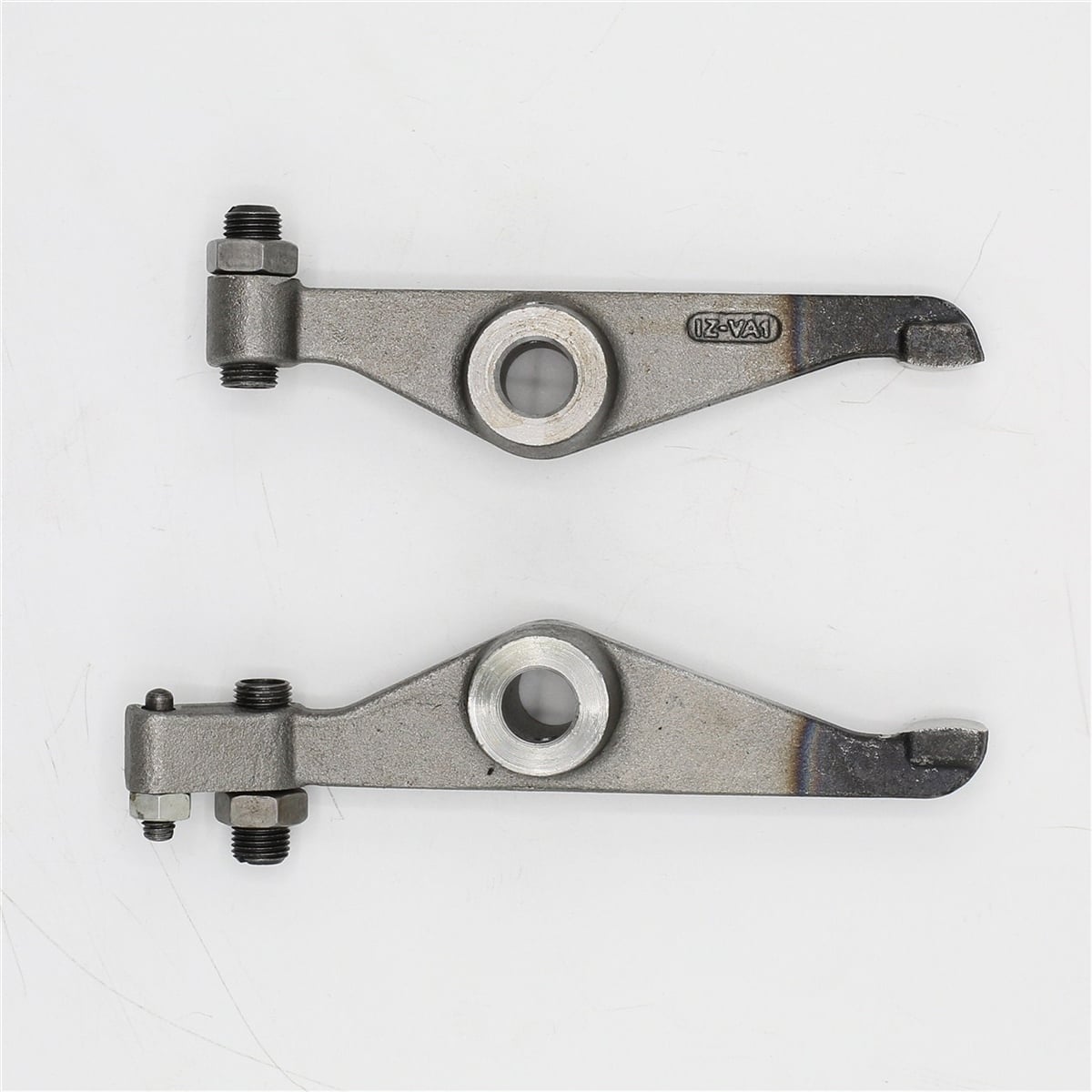 Culbutor SET (Em+Eg): HATZ / E80 / E85 / E89 / Nr. referinta: 030 242 01+243 01