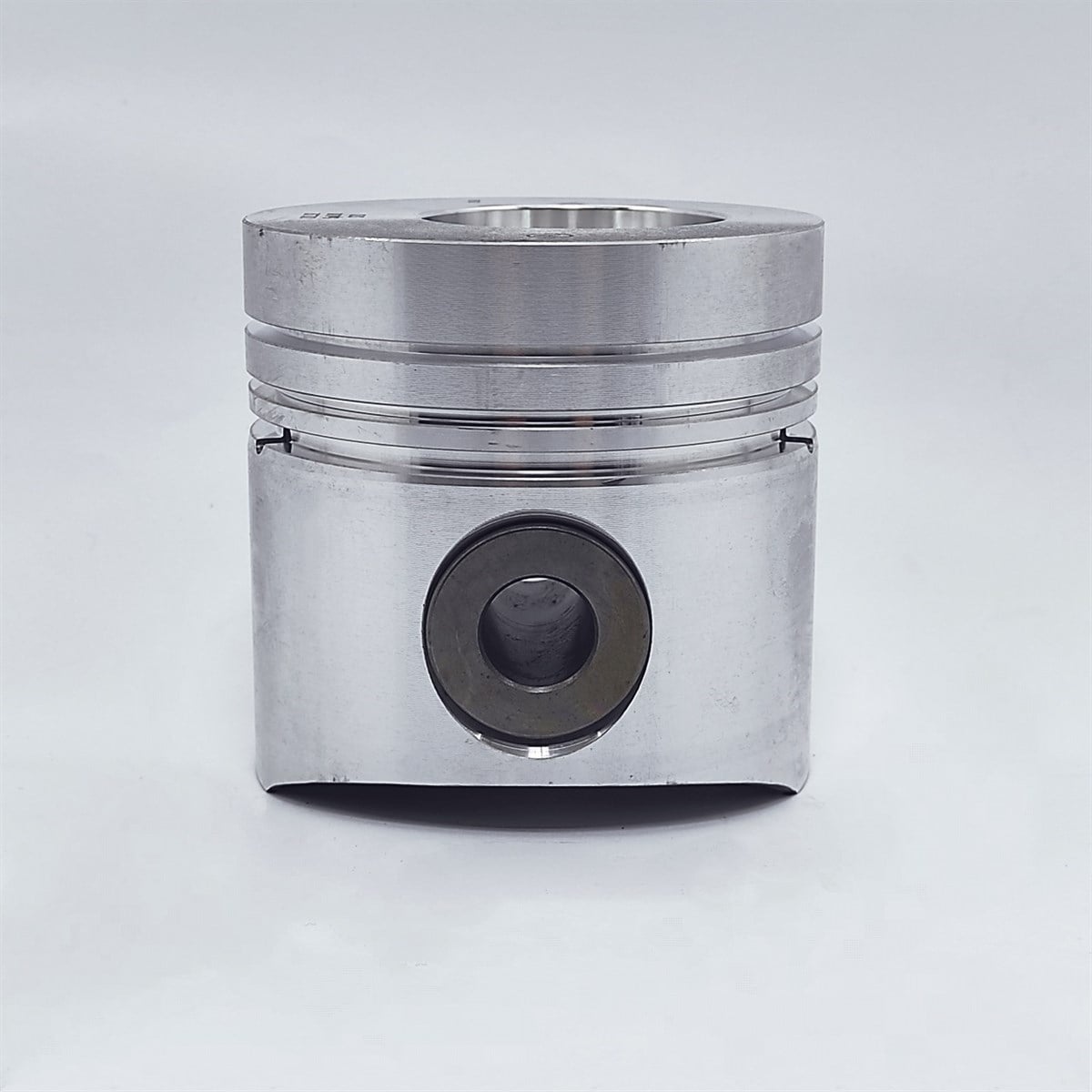 Piston (0,50): HATZ / 2L40 / 2M40 / 3L40 / 3M40 / 4L40 / 4M40 / Nr. referinta: 012 357 00