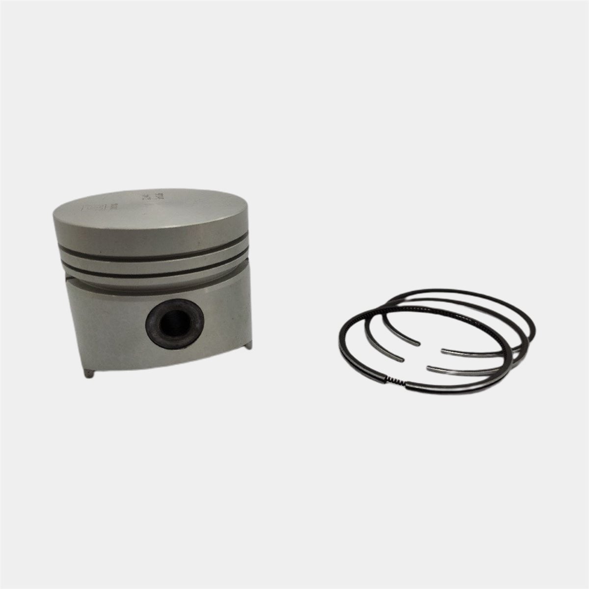 Piston + Set segmenti (0,50 - Diametru: 72,50 mm): KUBOTA / Z600 / D850 / V1100 / Nr. referinta: 15956-21910-S