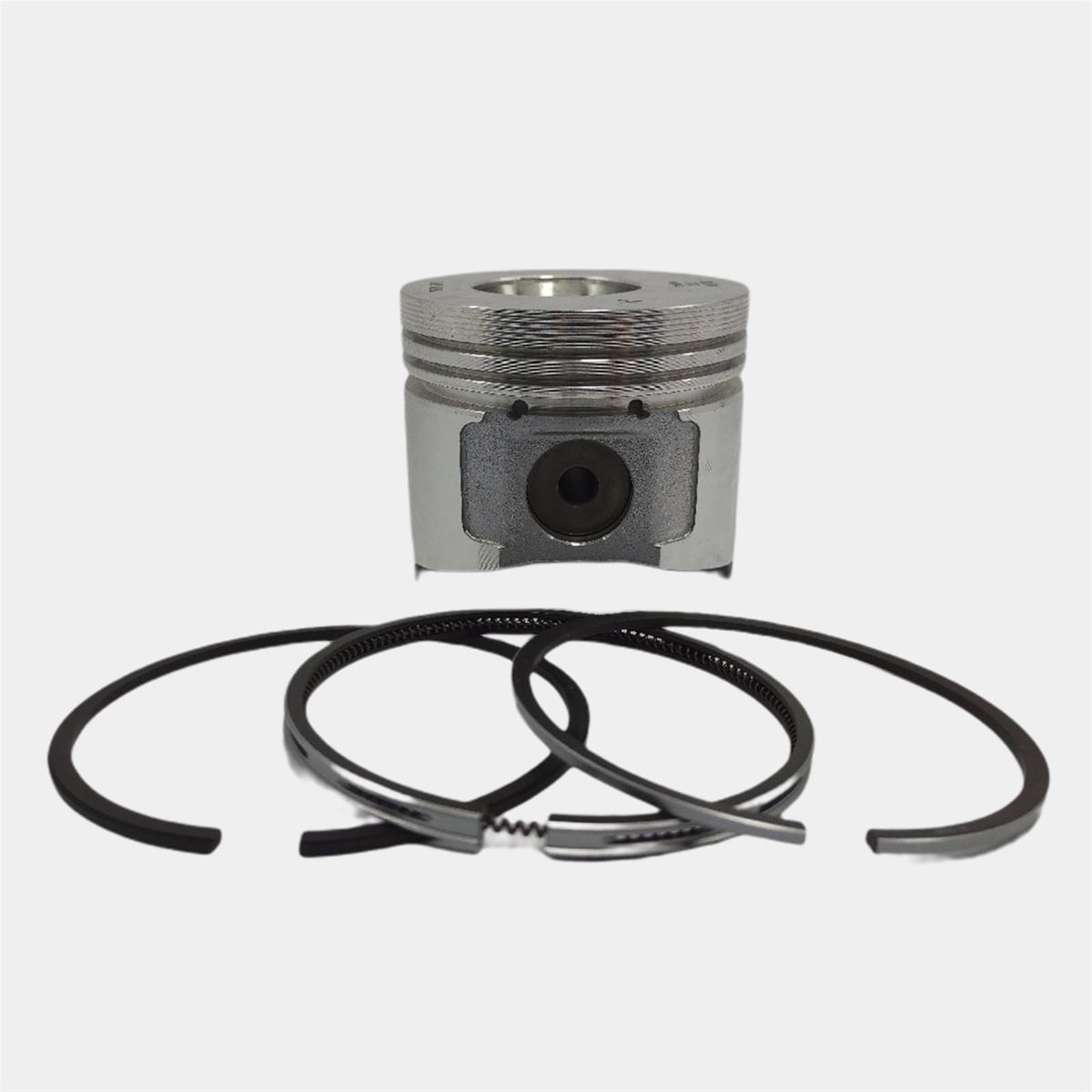 Piston + Set segmenti (0,50 - Diametru 82,50 mm): YANMAR / 3TNV82