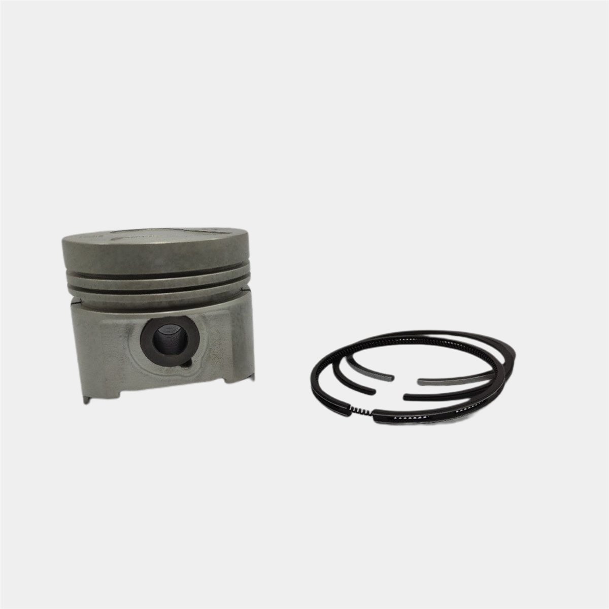 Piston + Set segmenti (0,50 - Diametru: 87,50 mm): KUBOTA / D1703 / V2203 / V2403 / F2803 / Nr. referinta: 16423-21912-S