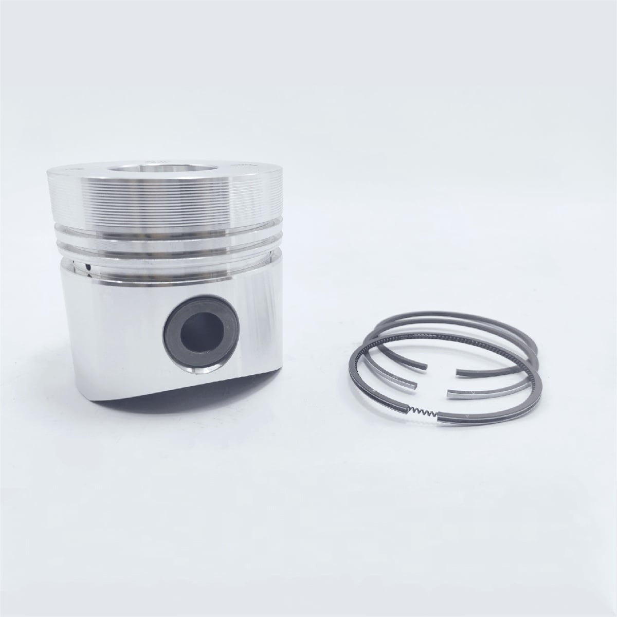 Set piston si segmenti (1.00-OVERSIZE - 96.00 mm): LOMBARDINI / LDA 720 / LDA 914 / 7LD 665 / 8LD 665-2