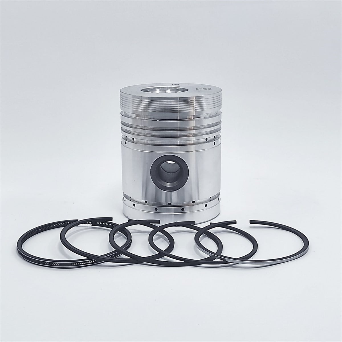 Piston + Set segmenti (1,00 - Diametru: 102,65 mm): LISTER / HA-2 / HA-3 / HA-4 / HA-6 / HB-1 / HB-2 / HB-3 / HB-4 / HW-1 / HW-2 / HW-43 / HW-2 / HW-4