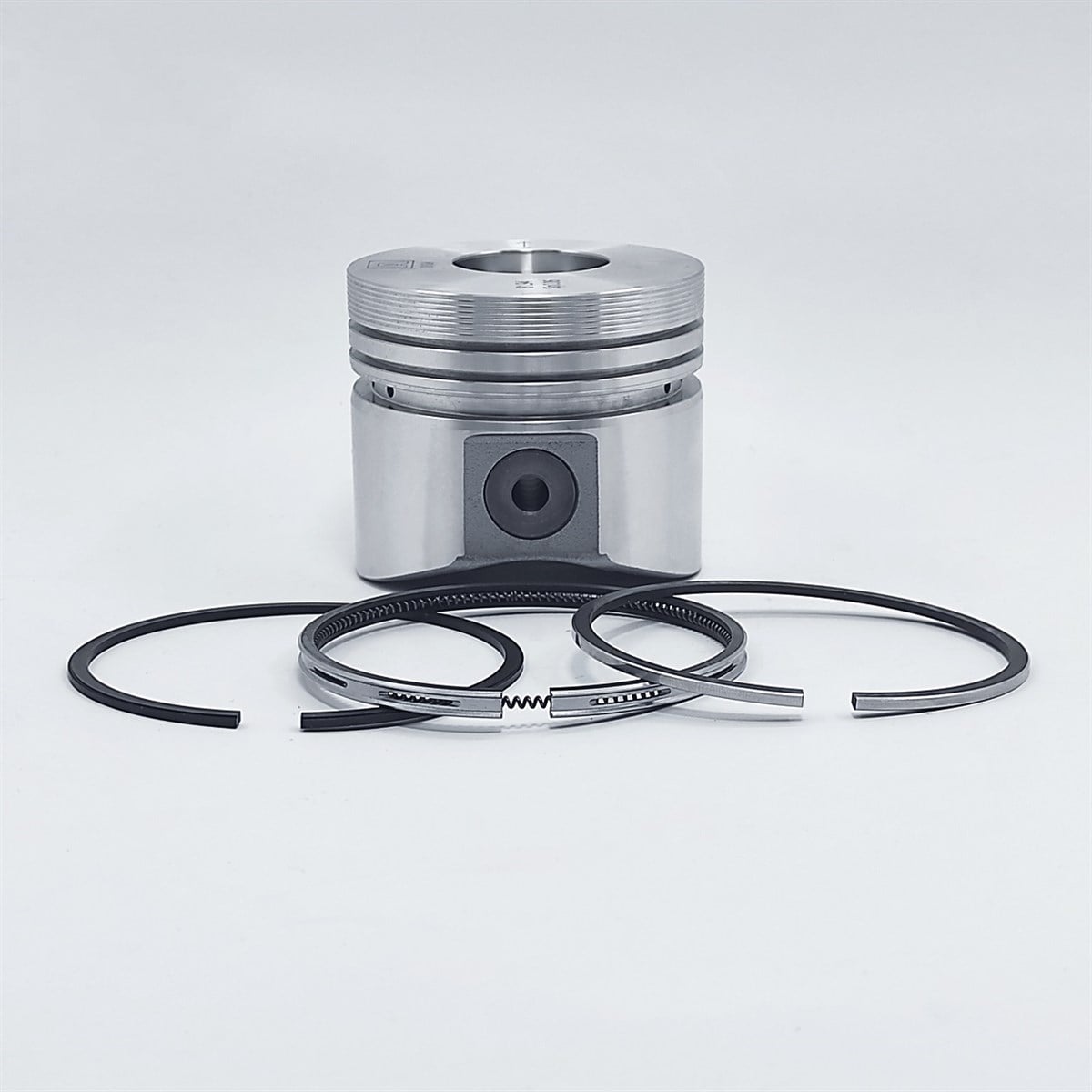 Piston + Set segmenti (3R) (0,50 - Diametru : 82,50 mm): LOMBARDINI / 6LD 360
