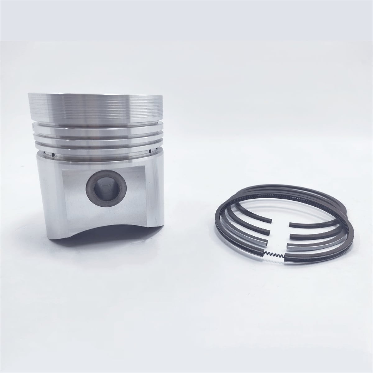 Piston + Set segmenti (STD - Diametru : 100 mm): LOMBARDINI / LDA 100 / 4LD 705