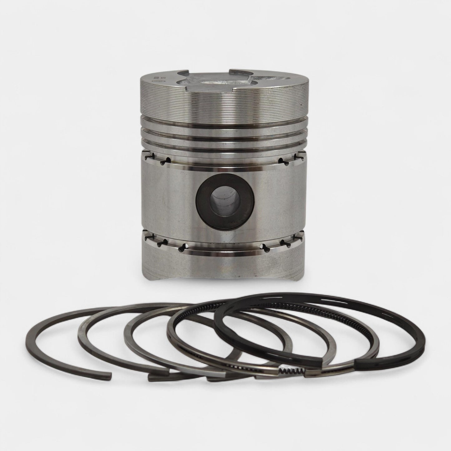 Set piston si segmenti (STD-Diametru: 105,00 mm): STEYR / WD 209 / WD 609