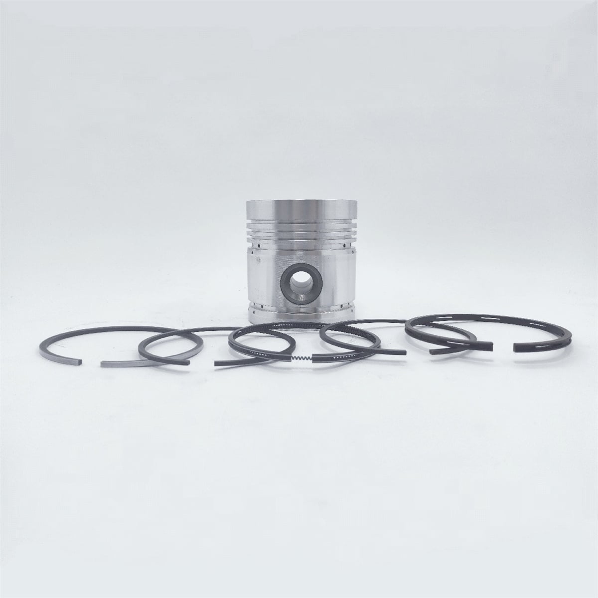 Piston + Set segmenti (STD - Diametru: 95,25 mm): LISTER / ST-1 / ST-2 / ST-3 / TS-1 / TS-2 / TS-3 / Nr. referinta: 570-12840 / 201-80157
