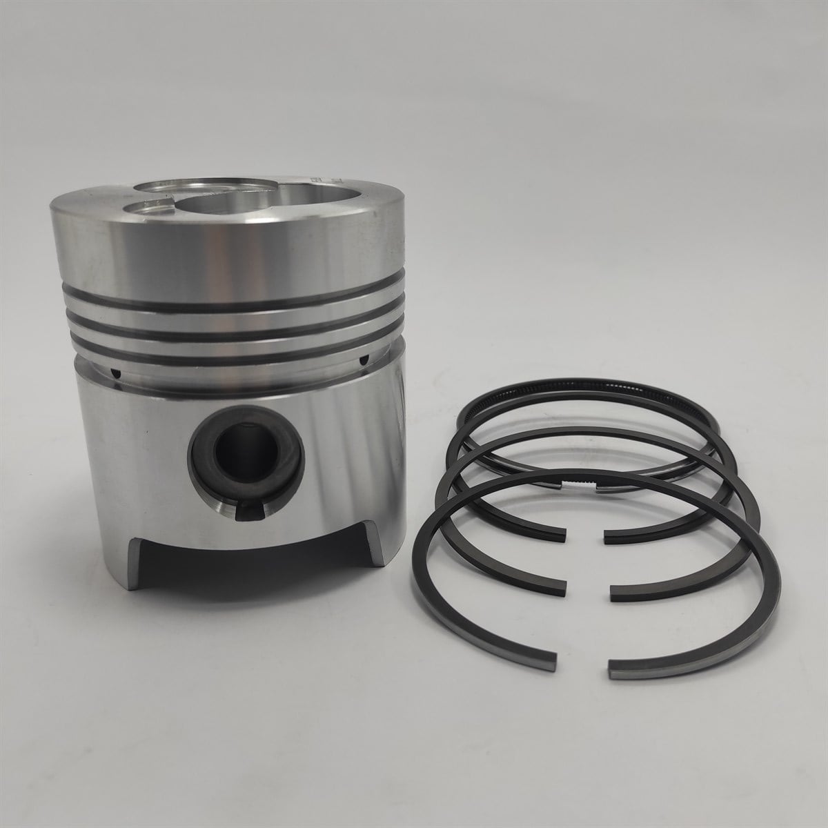 Piston + Set segmenti (STD - Diametru: 96,00 mm): SLANZI / DVA 1500 / DVA 2200 / DVA 2900 / Nr. referinta: 6500 615-S