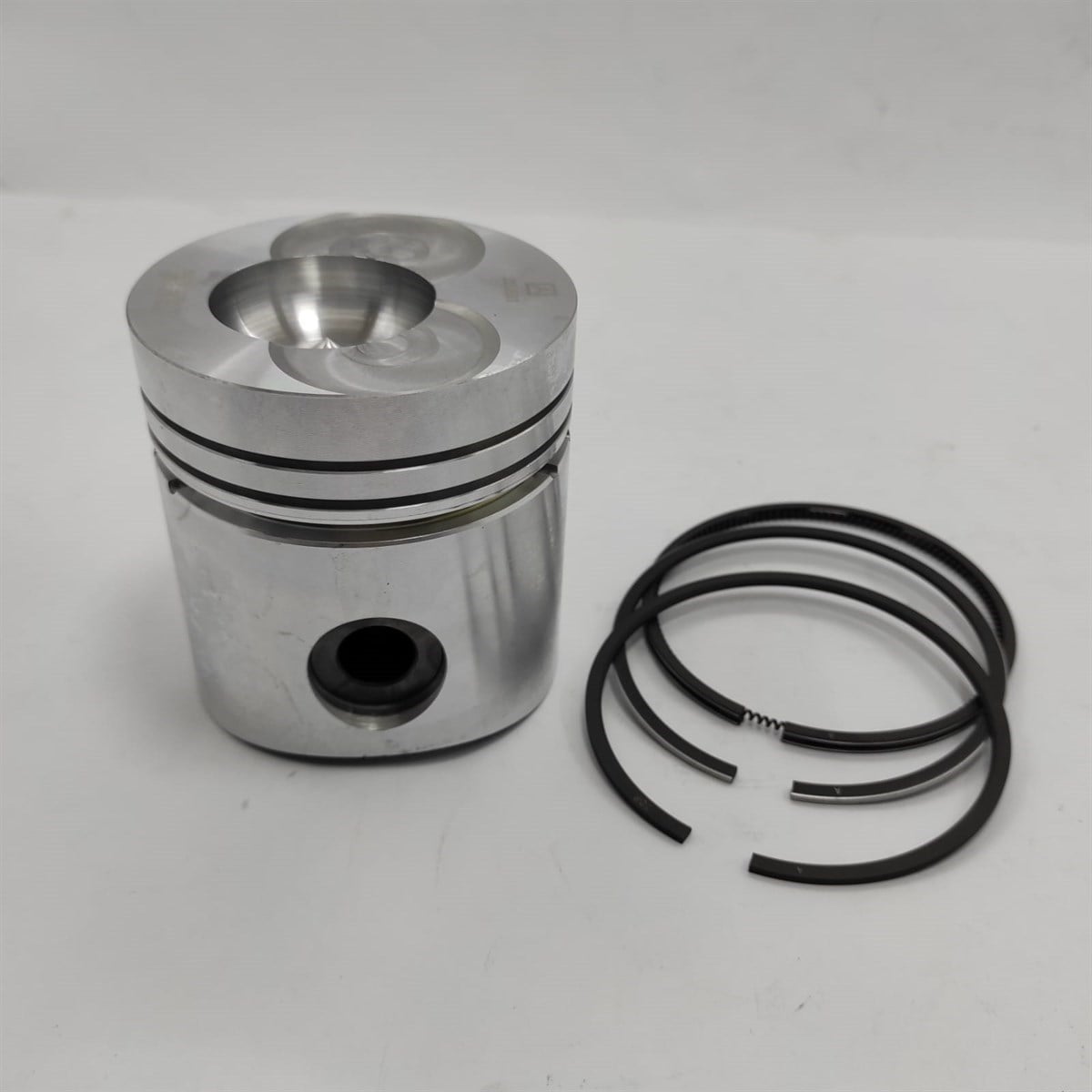 Set piston si segmenti (1,00 mm-OVERSIZE): HATZ/Z790