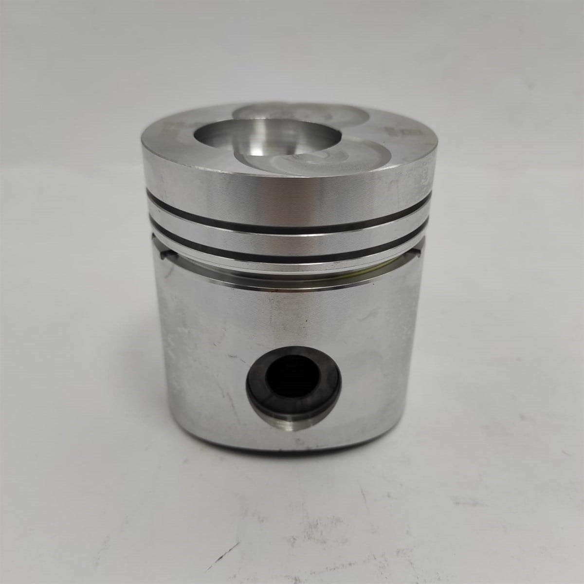 Piston (1,00 mm-OVERSIZE): HATZ / Z790 / Nr. referinta: 012 352 01