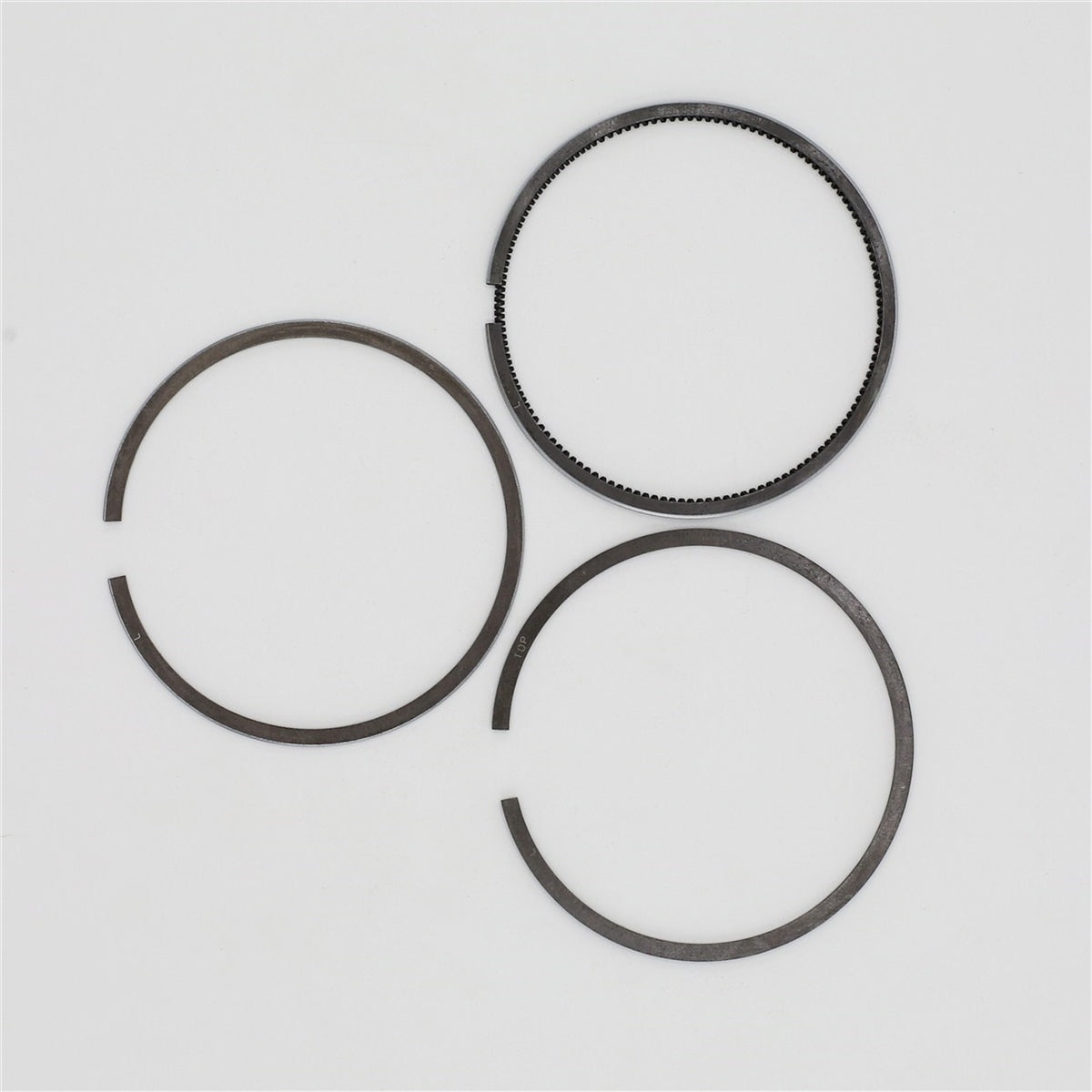 Set segmenti piston (0,50 - OVERSIZE - Diametru: 72,50 mm): LOMBARDINI / LDW 502 / LDW 602 / LDW 903 / LDW 1204 / Nr. referinta: 8211 142