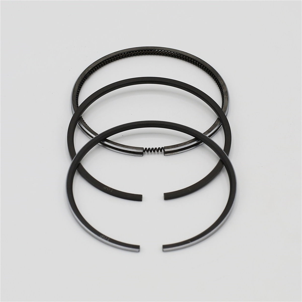 Set segmenti (0,50 - Diametru: 76,50 mm): LOMBARDINI / LAP 300 / LA 300 / IM 300 / IM 302 / Nr. referinta: 8210 078
