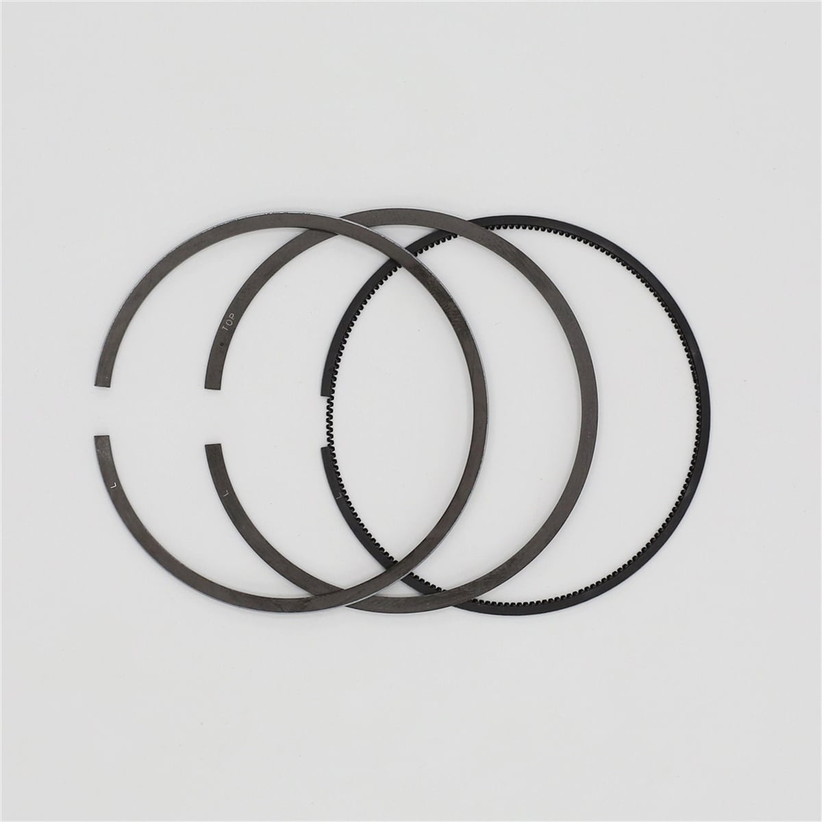 Set segmenti piston (0,50 - OVERSIZE - Diametru: 82,50 mm): LOMBARDINI / 15LD 350 / 15LD 400 / Nr. referinta: 8211 240