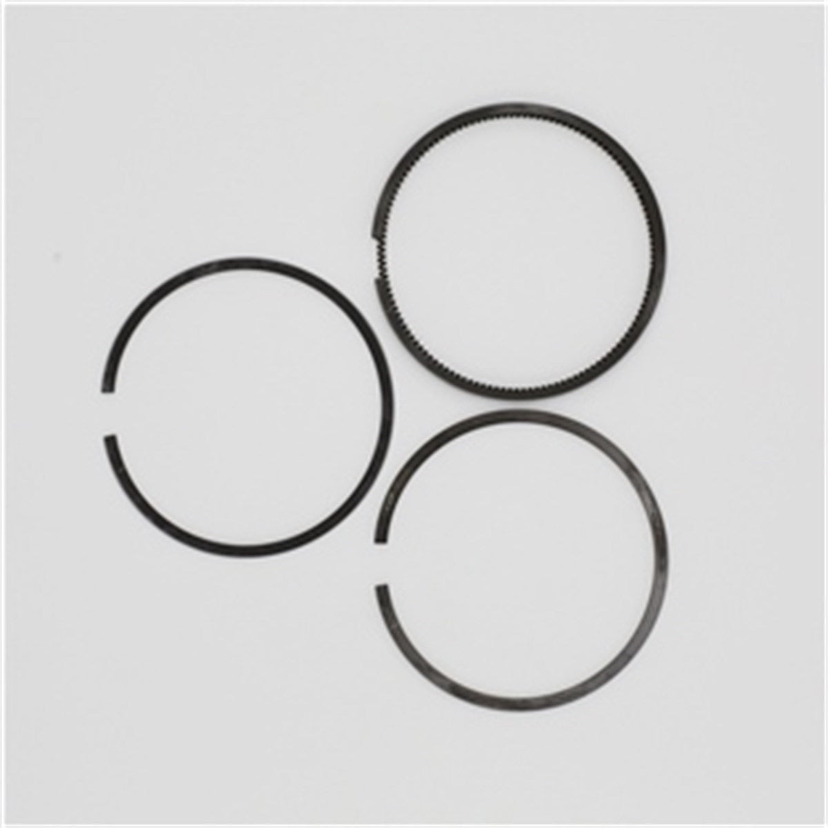 Set segmenti (1,00 - Diametru: 83,00 mm): LOMBARDINI / IM 350 / IM 352 / IM 359 / Nr. referinta: 8210 199