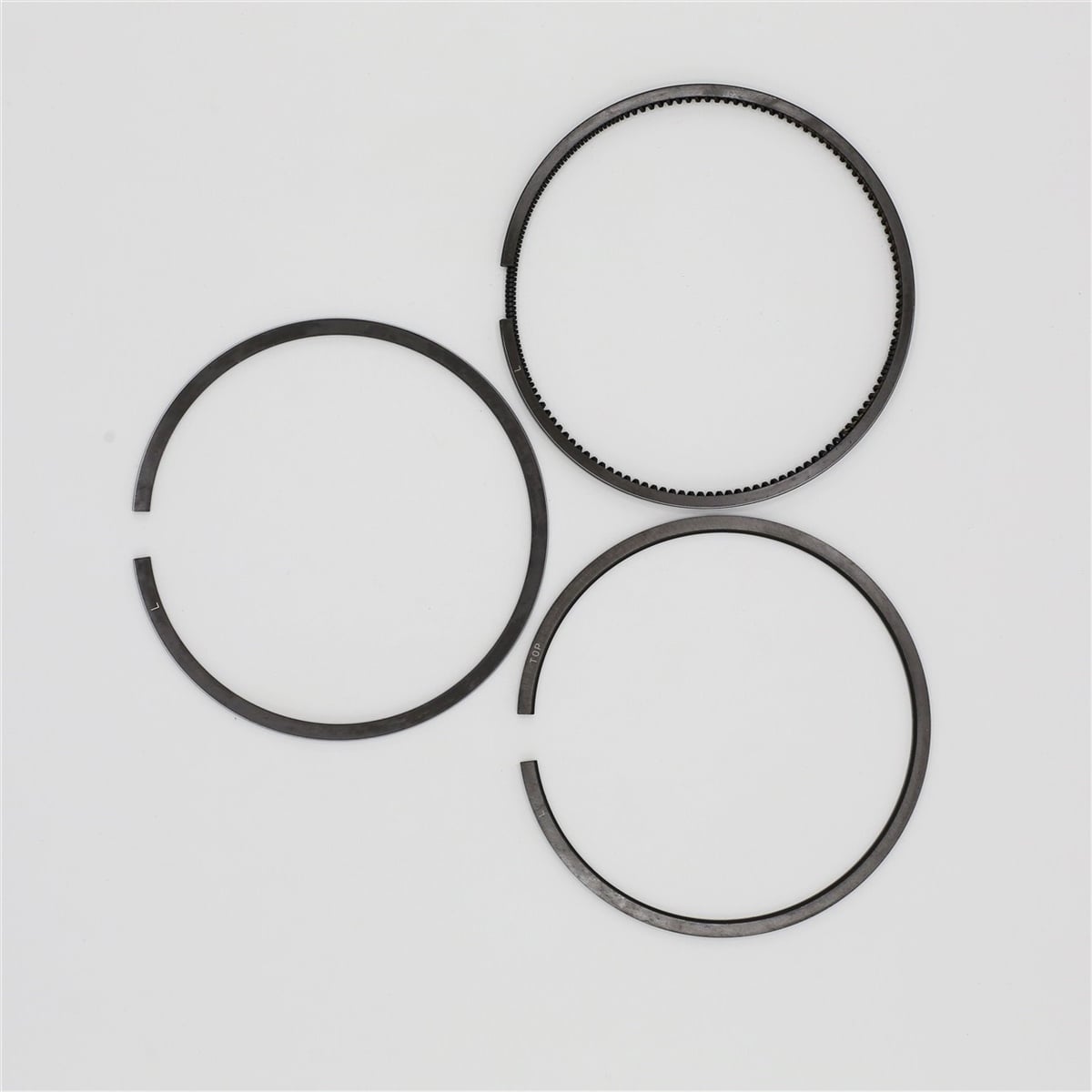 Set segmenti (1,00 - Diametru: 96,00 mm): LOMBARDINI / 7LD 665 / 8LD 665-2 / 9LD 625-2 /11LD 625-3 / Nr. referinta: 8211 211