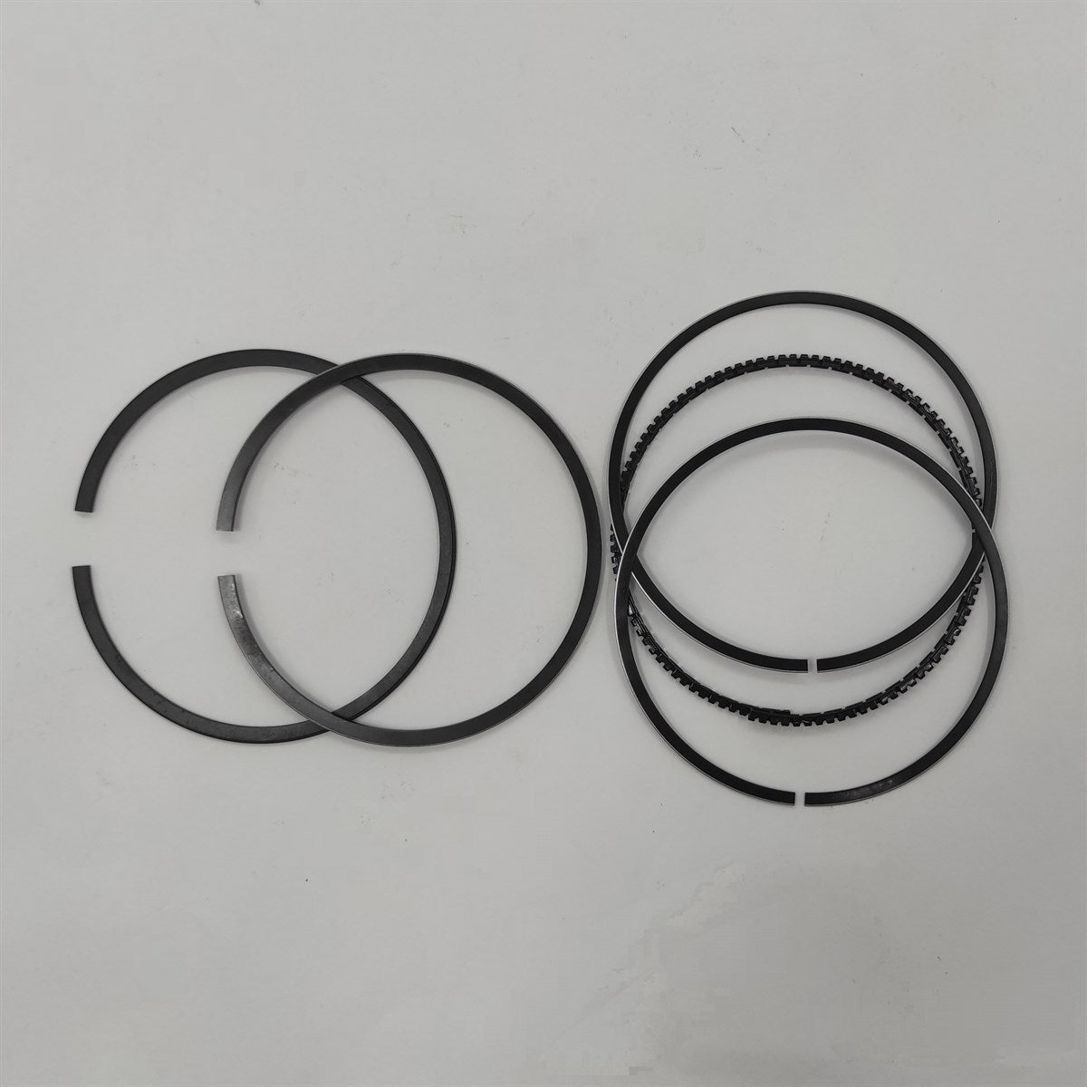 Set segmenti (STD - 82.00mm): LADA (BENZINĂ)