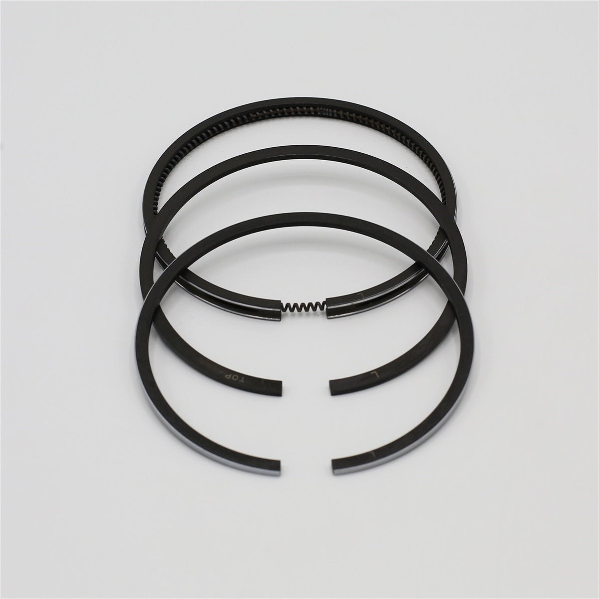 Set segmenti (STD - Diametru: 82.00 mm): LOMBARDINI / 6LD 360 / Nr. referinta: 8211 045 (3R)