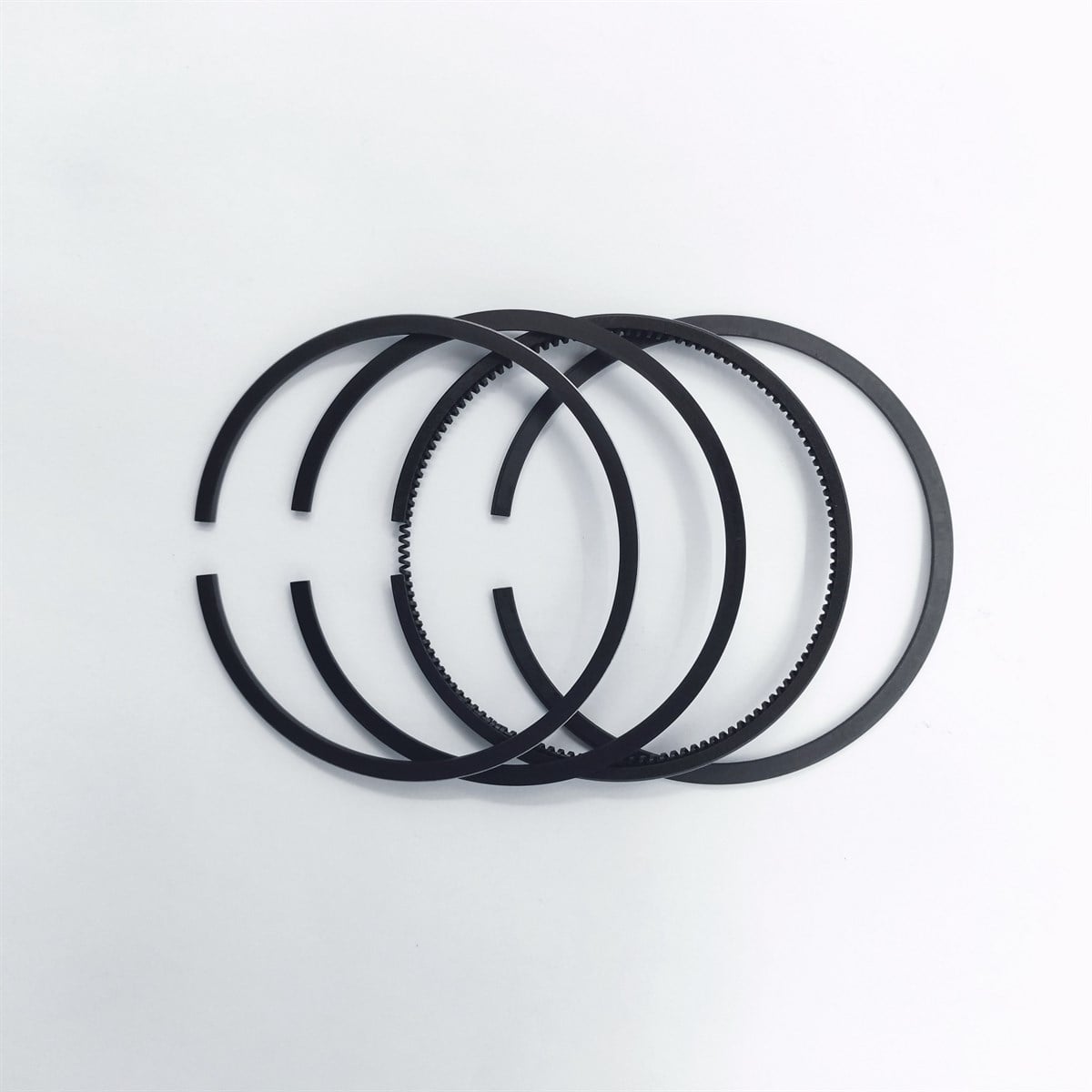 Set segmenti piston (STD-Diametru: 95.00mm) : DEUTZ / FL 812 / Nr. referinta : 02910419