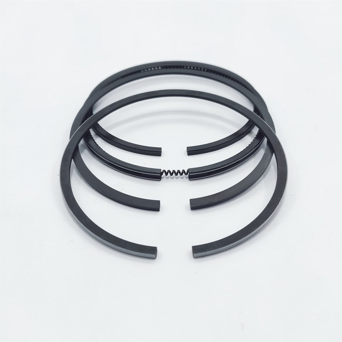 Set segmenti piston (STD-Diametru:102.00mm) : DEUTZ /BFL 913 / Nr. referinta : 02235236