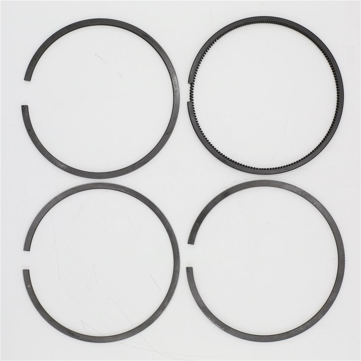 Set segmenti (STD): HATZ / E108 / Z108 / D108 / V108 / Nr. referinta: 005 740 00
