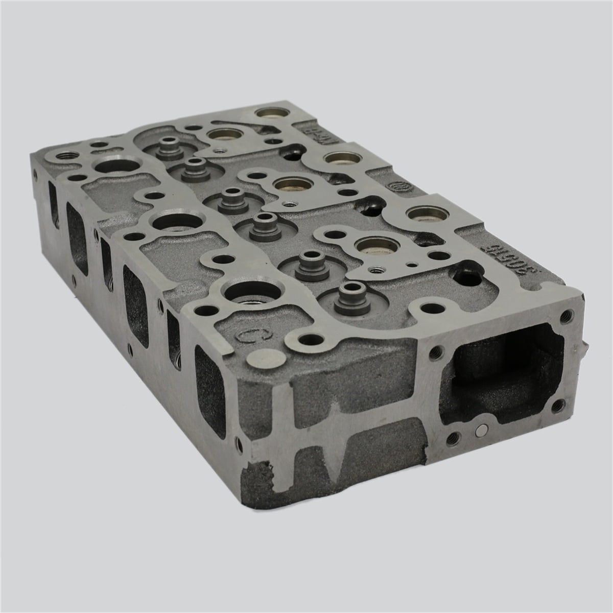 Chiulasa: KUBOTA/D1402/Nr. referinta: 15521-03044