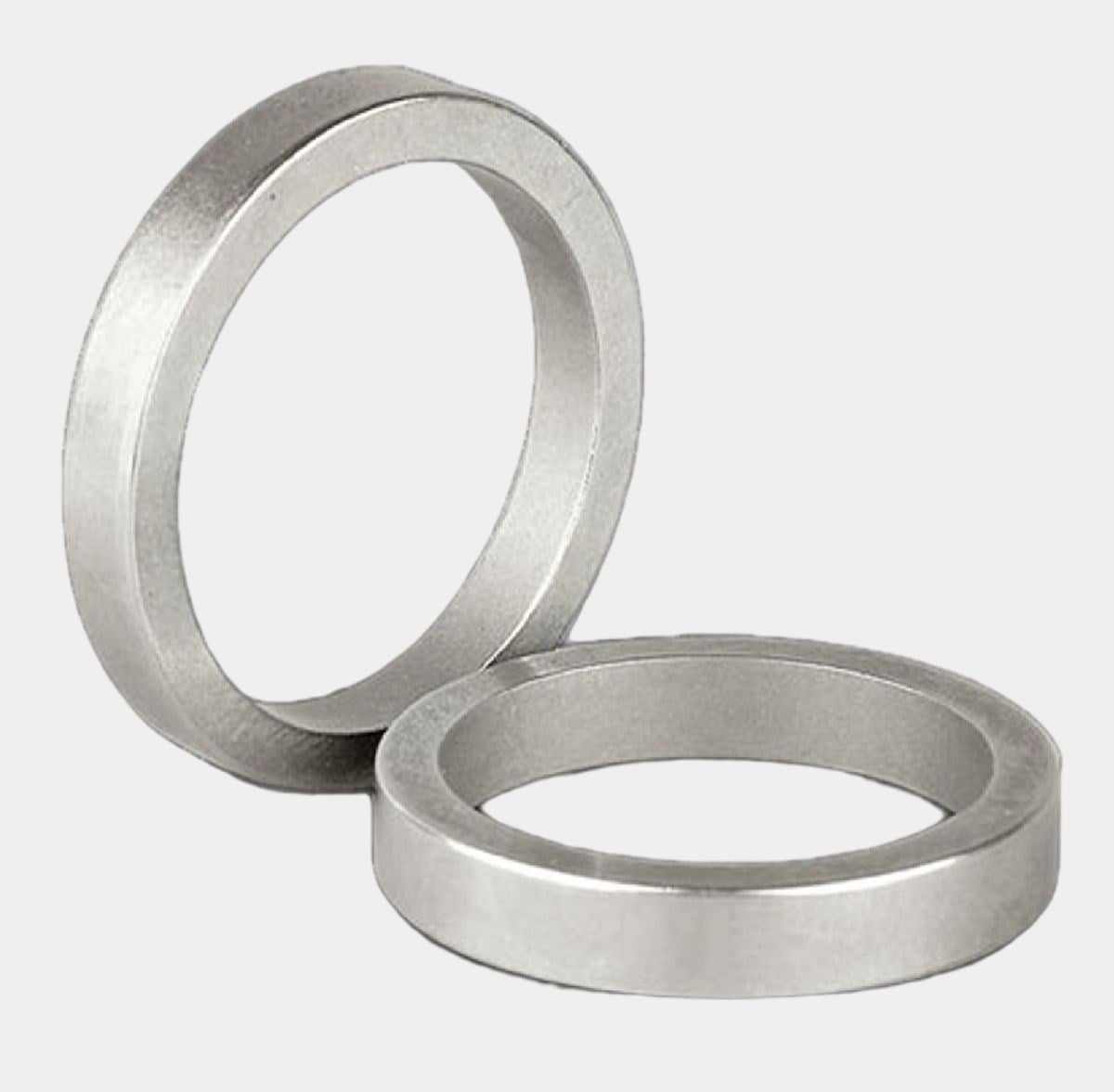 Scaun supapa SET (In+Ex): LOMBARDINI / LDA 100 / LDA 96 / 4LD 640 / 4LD 705 / 4LD 820 / Nr. referinta: 8000 046 + 8000 047