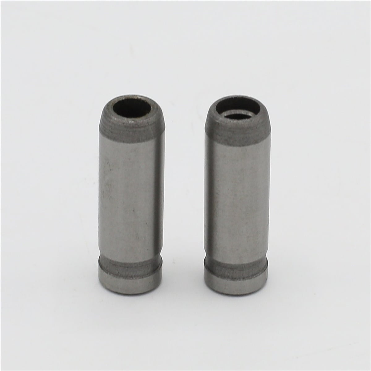 Set ghidaje supapa (Em+Eg): KUBOTA / Z400 / Z402 / Z482 / Z600 / Z602 / D600 / D662 / D722 / D782 / D902