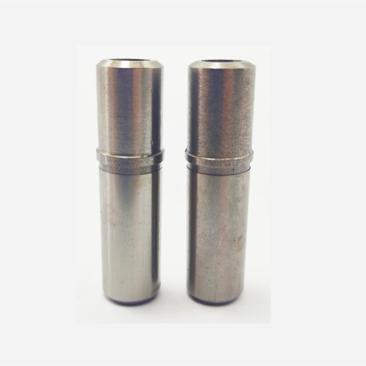 Set ghidaje supapa (Em+Eg): MWM / D 225 / D 325 / D 208 / D 308 / D 226 / TD 226 / D 227 / D 327 / Nr. referinta: 6 3050 332 0034