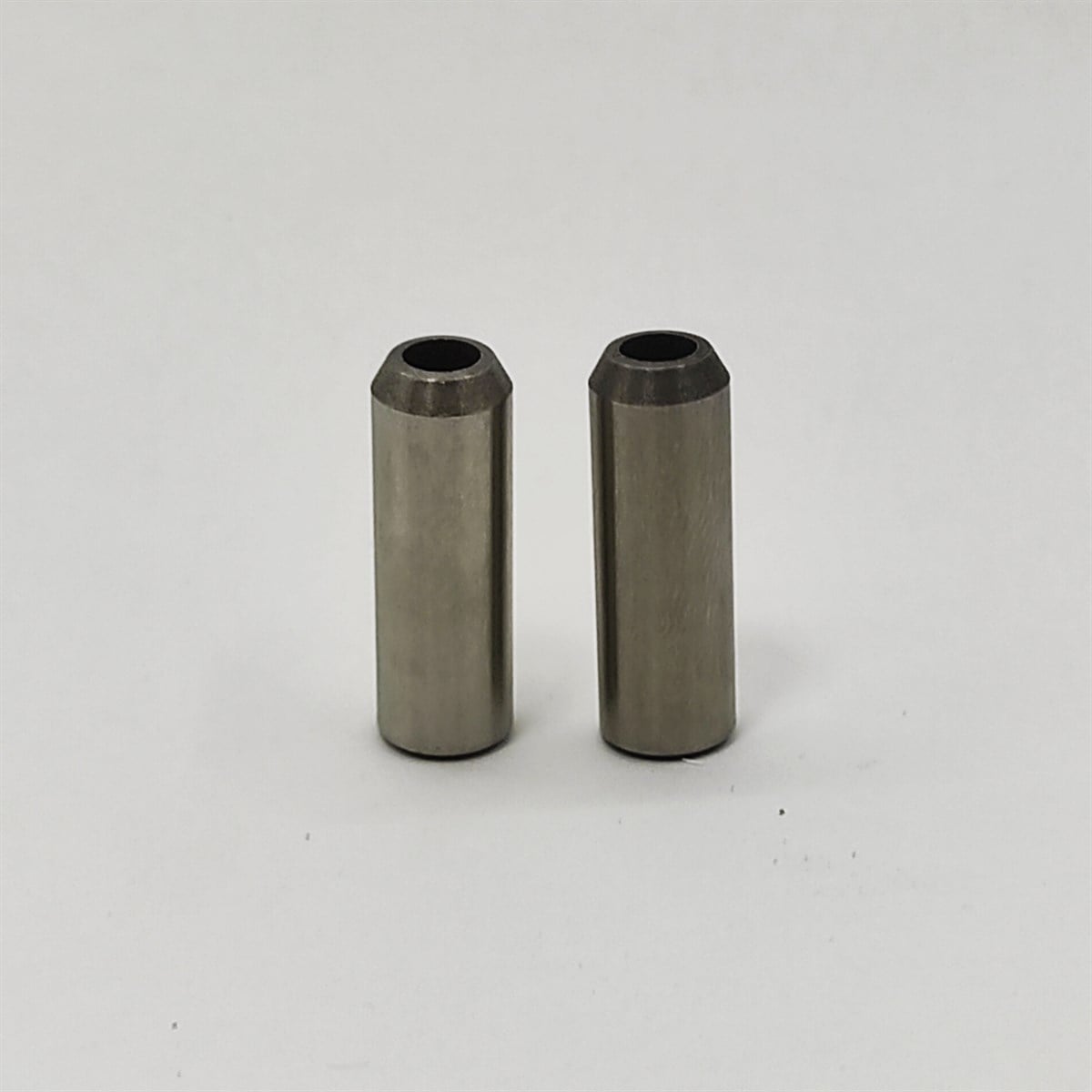 Set ghidaje supapa (In+Ex) : YANMAR / 2TNE68 / 3TNE68 / Nr. referinta: 119260-11800
