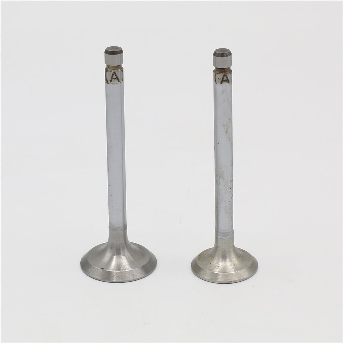 Supapa SET (Em+Eg) - TIP SCURT: KUBOTA / Z400 / Z402 / Z482 / D600 / D662 / D722 / Nr. referinta: 14601-13110 + 14601-13120