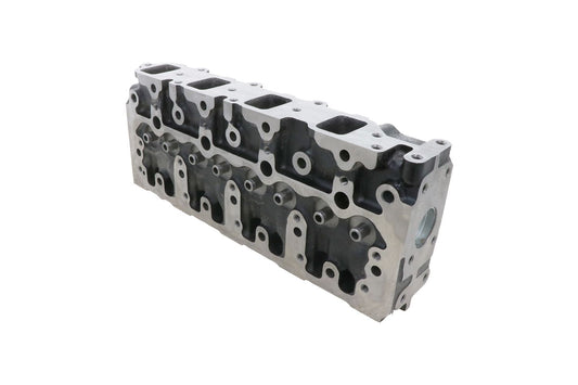 Cylinder head direct injection Yanmar 4TNV84, 4TNV88, KOMATSU 4D84E, S4D84E, 4D88E, John Deere, Gehl, Hitachi, Takeuchi, Etc.