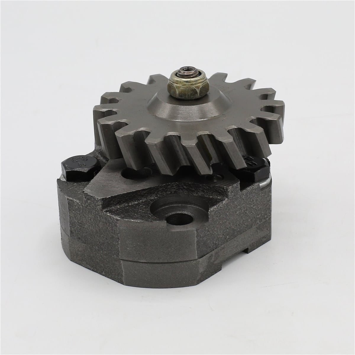 Pompa ulei: HATZ / E80 / E85 / E89 / Nr. referinta: 004 292 02
